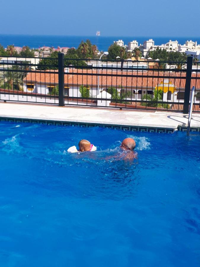Atico Duplex Con Vistas Al Mar. Dos Plazas De Garaje Lejlighed Torremolinos Eksteriør billede